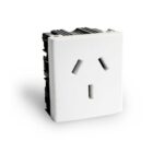 TOMACORRIENTE 20A PLEIN BLANCO